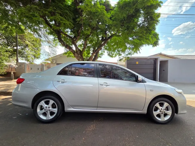 Toyota Corolla XEI 2.0 Flex 16V Aut. 2014