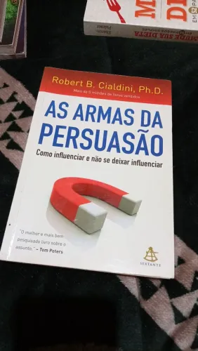 Livro "As Armas da Persuasão" - Robert B. Cialdini