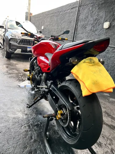 CB 600 F Hornet mais nova do Brasil. Único dono.
