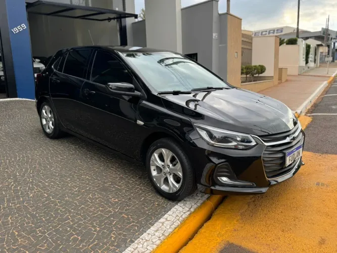 Chevrolet Onix Hatch Premier 1.0 12V TB Flex Aut. 4P 2020