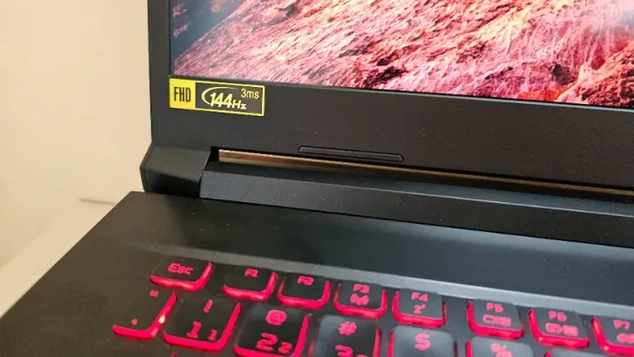 Notebook Gamer Tela 17.3" 100% sRGB 144hz/3ms i5 16GB GTX1650 4GB SSD 512GB M.2. Nvme