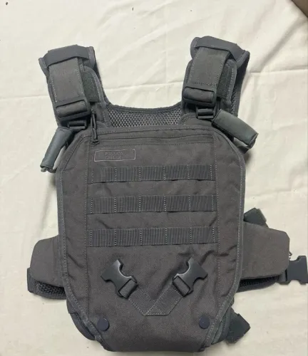 Canguru Mission Critical Tático 0-24 Meses 15kg (Usado)