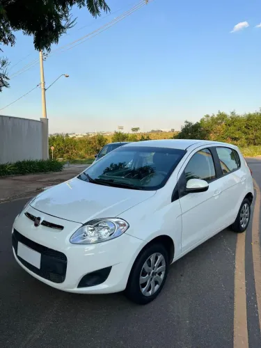 Fiat Palio Attractive 1.0 EVO Fire Flex 8V 5P 2015