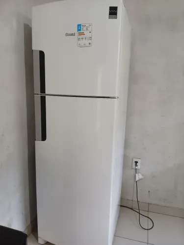 Vende-se geladeira consul