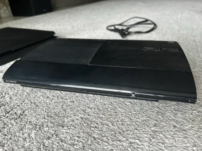 PS3 Slim 