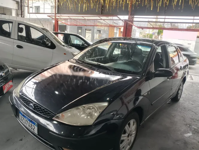 Ford Focus Ghia Sed. 2.0 16v/ 2.0 16V Flex 4P 2008