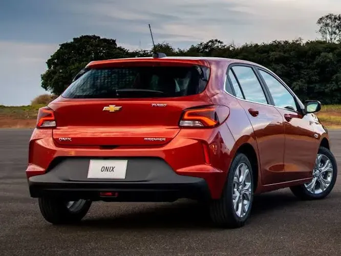 Onix turbo 2020 Hatch para retirada de peças