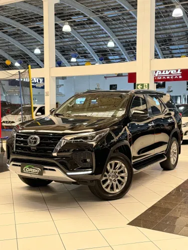 Toyota Hilux SW4 SRX 4X4 2.8 TDI 16V Dies. Aut. 2021