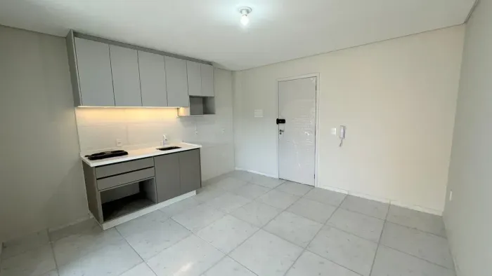lindo Studio com garagem novo, próximo aeroporto