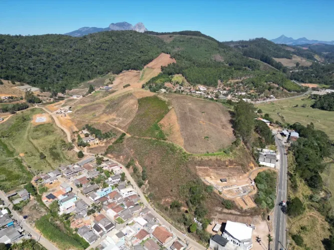 Sítio próx Pedra Azul - São Bento - Arace