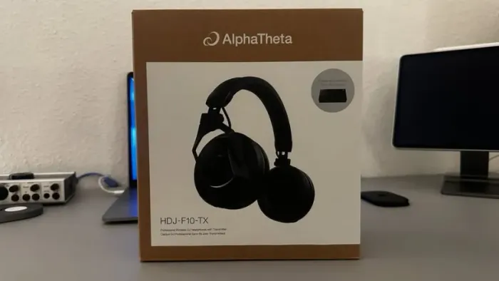 Headphone