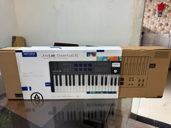 TECLADO CONTROLADOR ARTURIA 