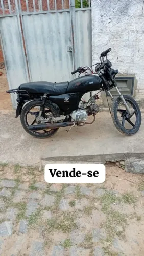 Moto Dafra para interior