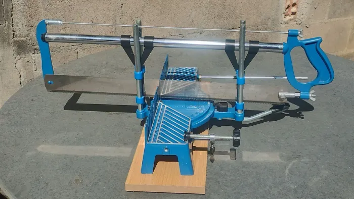 Serra Meia Esquadria Manual Ferrari SME-12