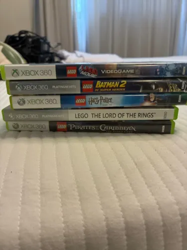 5 jogos Lego Xbox 360 (Movie, Batman 2, Piratas, Harry Potter e Senhor dos Anéis)