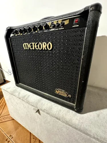 Caixa de Som / Amplificador Meteoro Nitrous 100G - Ótimo Estado!