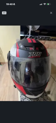 Capacete