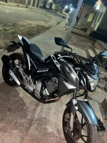 Vendo Cb Twister 2019
