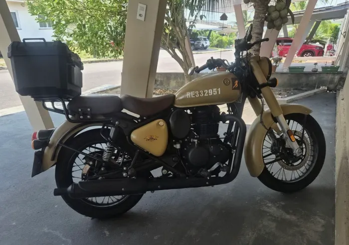 VENDE-SE ROYAL ENFIELD CLASSIC 350 - ANO 2023