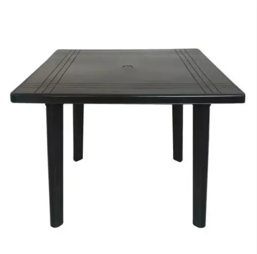 Mesa desmontável com 4 tamboretes resistentes