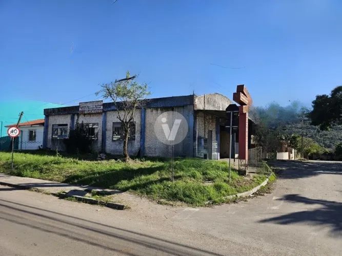 Galpão de esquina comercial para venda, em Camobi com excelente localização.