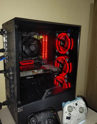 PC GAMER 