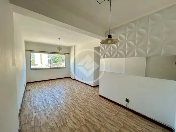 Apartamento 2 quartos, elevador e garagem, 65m, Várzea, Teresópolis/RJ codigo: 77139