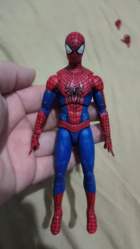 Homem-aranha andrew garfield marvel legends