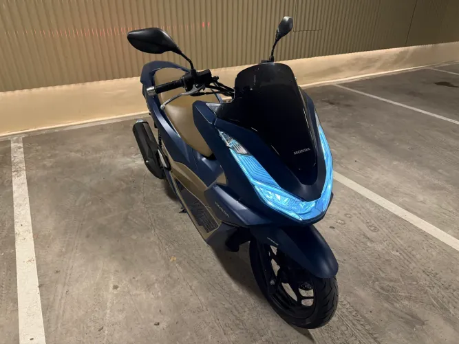 PCX 160 DLX 2023 - Único Dono