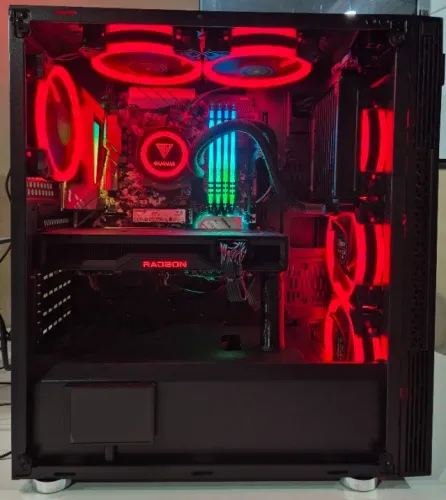 PC Gamer Ryzen 5 + RX 6750XT + 64GB RAM + SSD NVMe 2TB