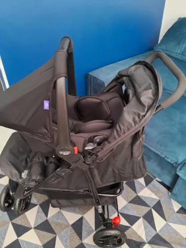 CARRINHO E BEBÊ CONFORTO COSCO KIDS