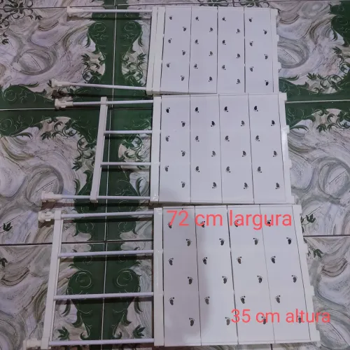 Prateleira portátil para guarda roupa