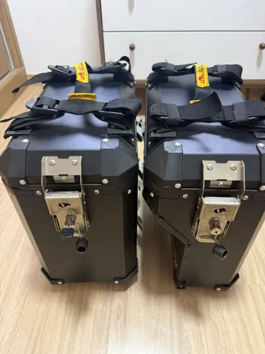 BAUS LATERAIS PARA BMW ADVENTURE 36/44 L EM ALUMÍNIO