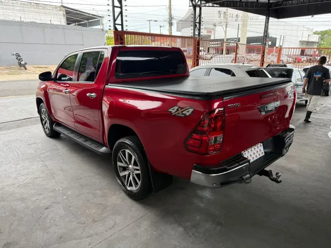 Toyota Hilux CD SRV 4X4 2.8 TDI Diesel Aut. 2020