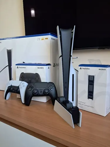 Playstation 5 Slim mídia física com acessórios