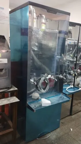 BEBEDOURO 200 L VENANCIO NOVO