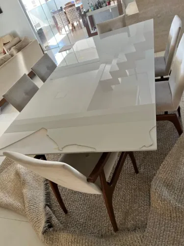 Mesa de Jantar Retangular 8 lugares com cadeiras