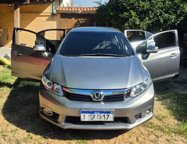 Honda Civic Sedan LXR 2.0 Flexone 16V Aut. 4P 2014