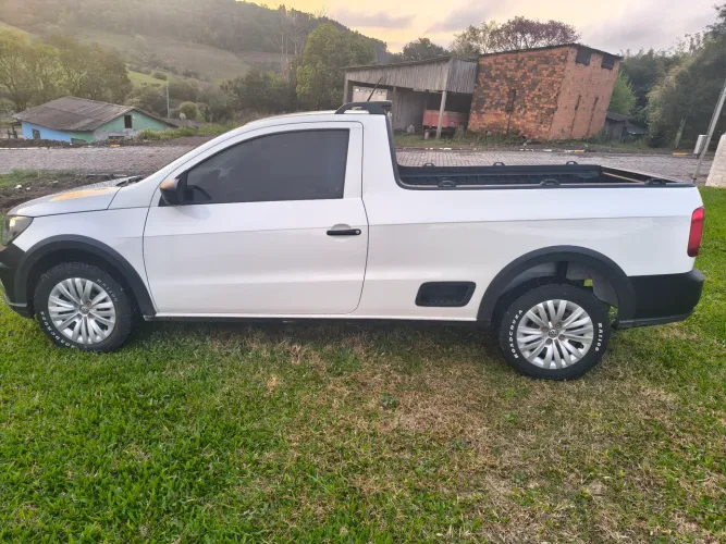 Volkswagen Saveiro Robust 1.6 Total Flex 8V 2023