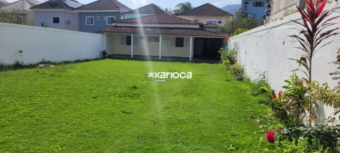 Casa Espetacular com Terreno de 490m² e Potencial para Personalização