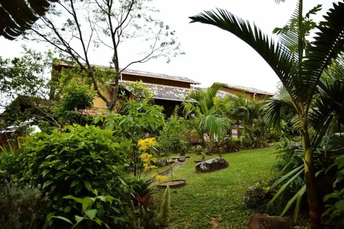 Hotel em Rua Bertoldo Gaspar Vieira - Gamboa - Garopaba/SC