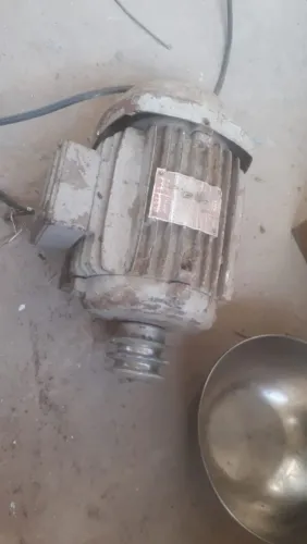 Motor trifásico 