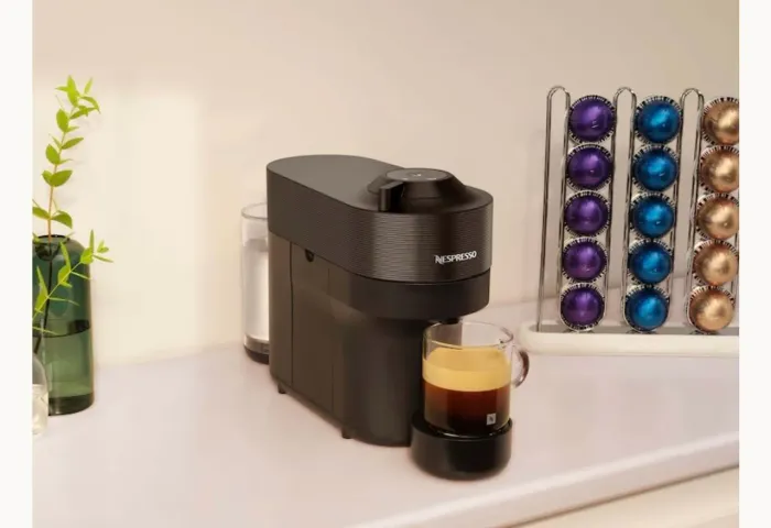 Máquina Vertuo Pop Preto Clássico 110V