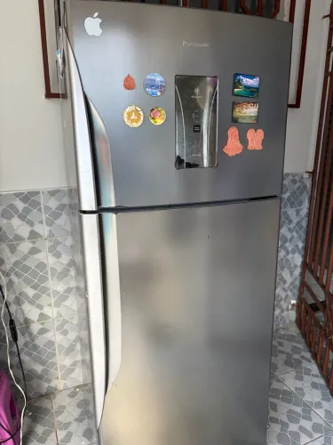 Vende-se Geladeira Panasonic
