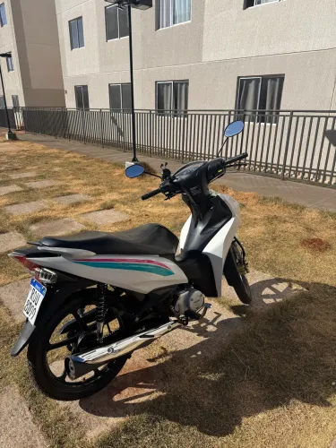 Moto Avelloz