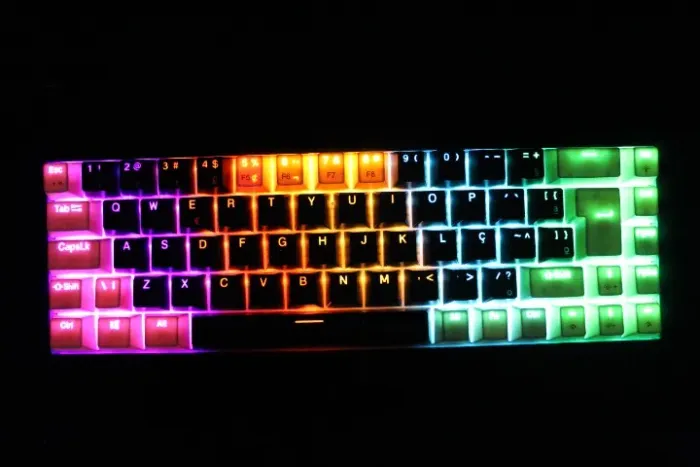 Teclado Mecânico Gamer 60% Switch Red Vermelho