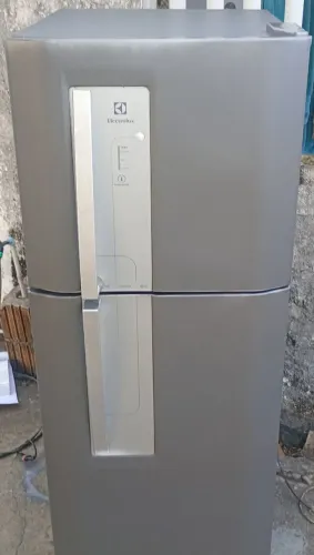 Geladeira Electrolux 380L
