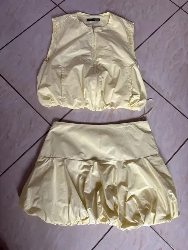 Conjunto Amarelo- TAM M