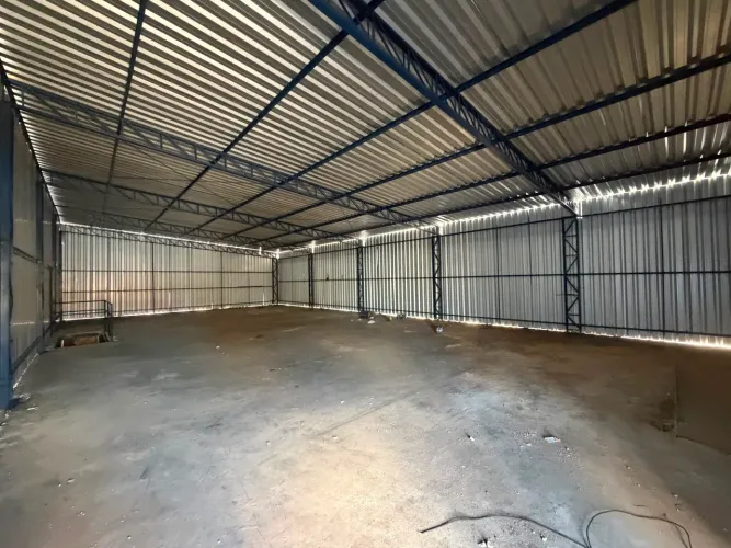 Alugo ponto comercial de esquina