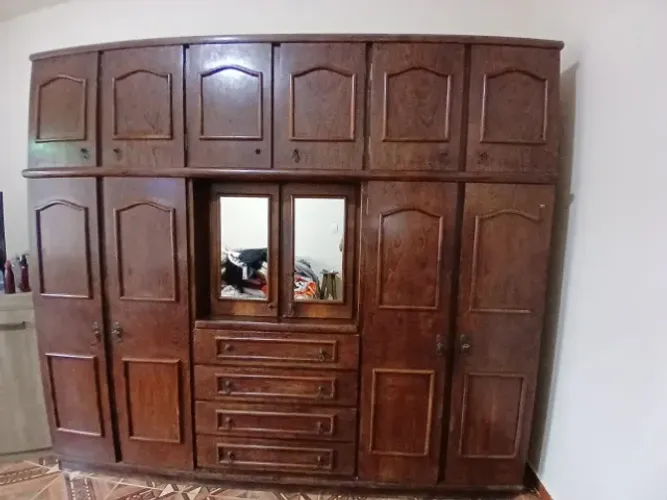 Guarda-roupa Casal